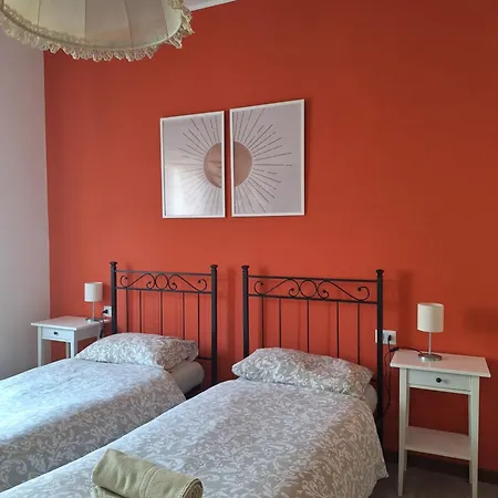 & Breakfast - La Tana Del Luppolo * ואלמדררה