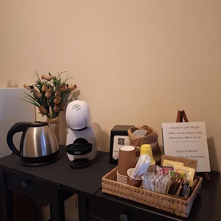 Inn B&B Near Lake Como - Breakfast Included - Close To Train & Bus *