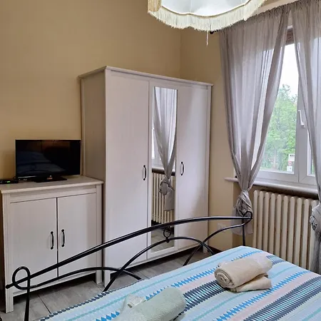 B&B Near Lake Como - Breakfast Included - Close To Train & Bus